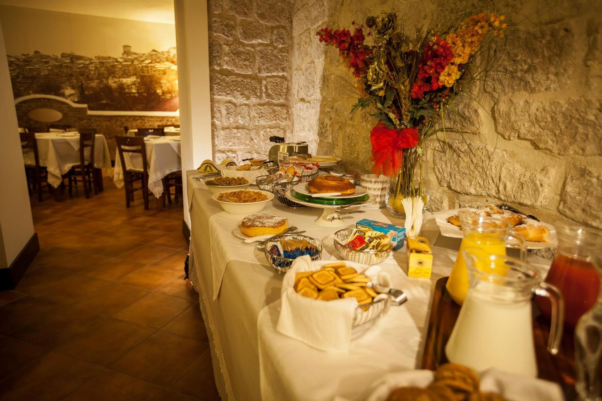 Residenza Petra Hotel